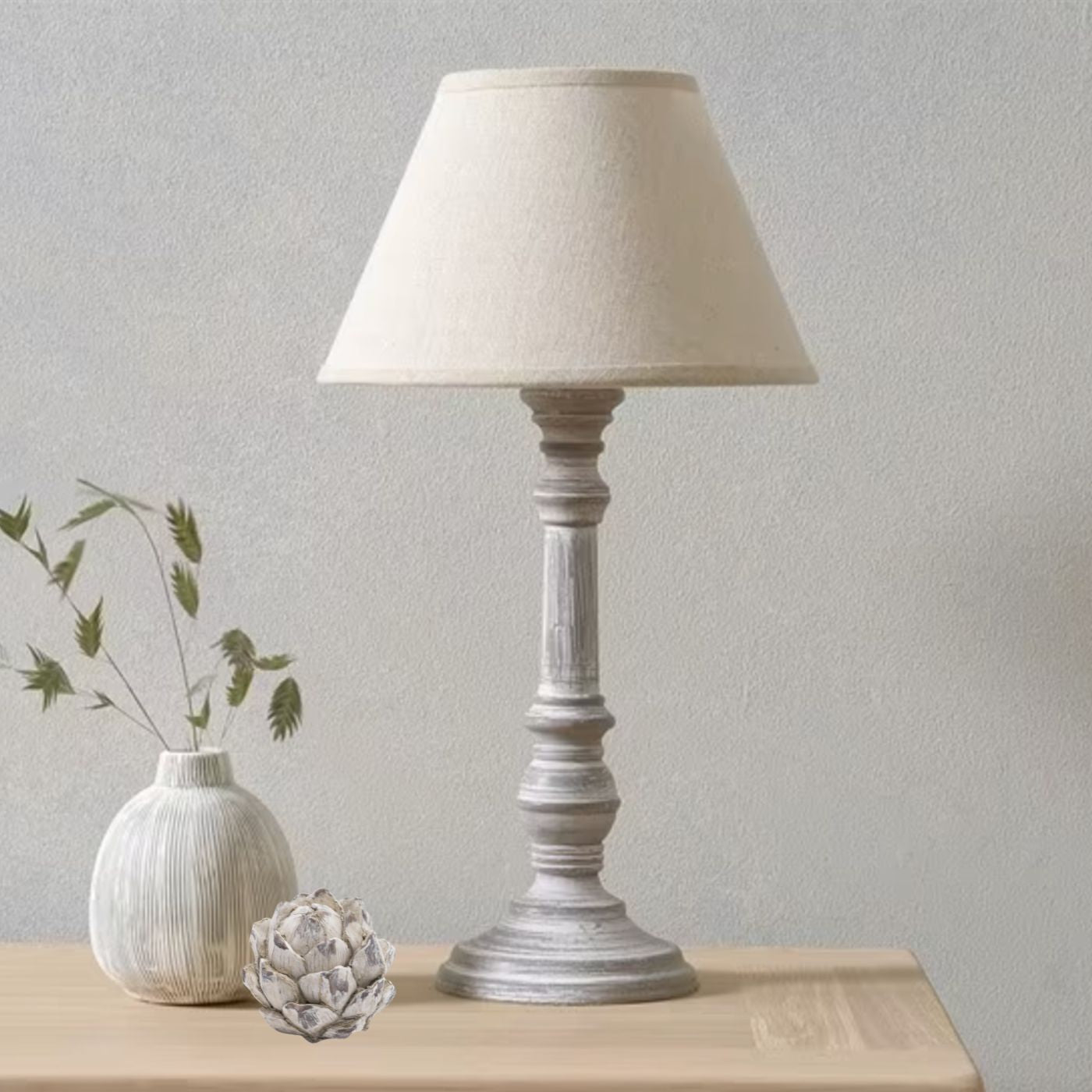 Teos Table Lamp